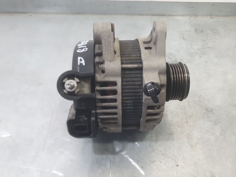 Recambio de alternador para kia carens iv 1.7 crdi referencia OEM IAM 373002A850 971553F000 