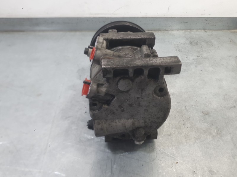 Recambio de compresor aire acondicionado para kia carens iv 1.7 crdi referencia OEM IAM 97701A4500  