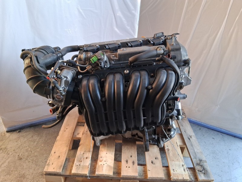Recambio de motor completo para toyota avensis sedán (_t25_) 2.0 (azt250_) referencia OEM IAM 1AZ  
