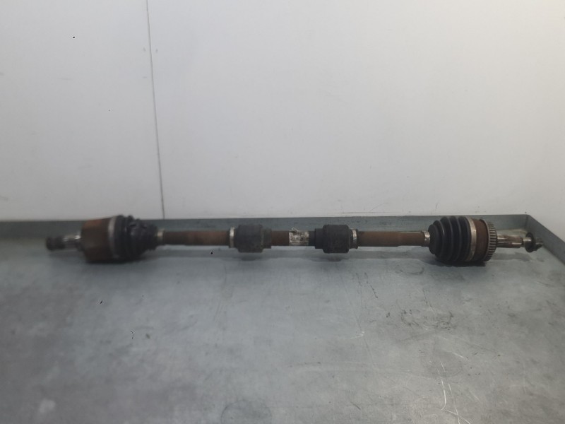 Recambio de transmision delantera derecha para kia carens iv 1.7 crdi referencia OEM IAM 49501A4300SJ  