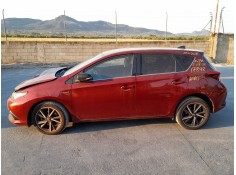 TOYOTA AURIS (-E18) 1.8 HYBRID (ZWEE186)