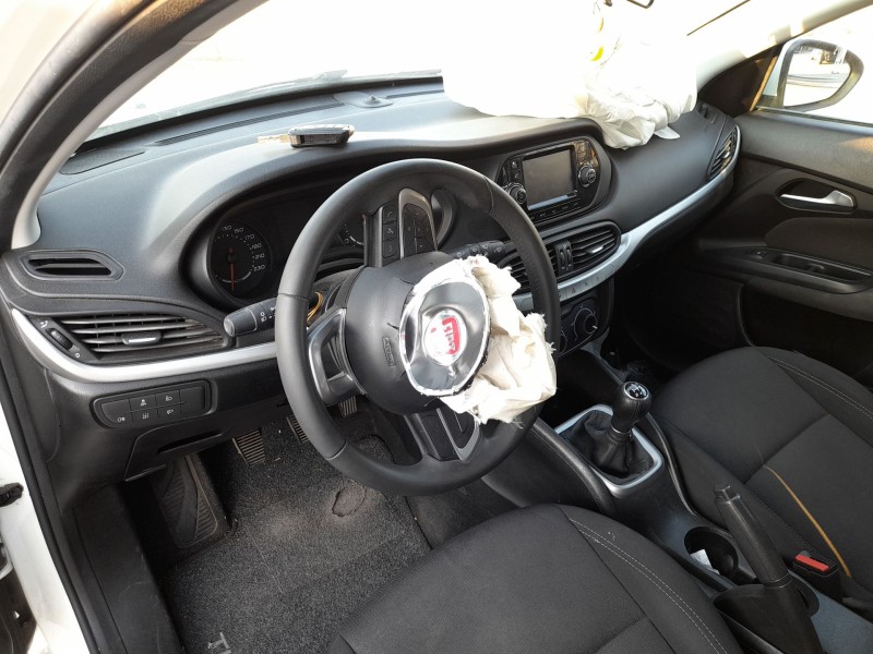 fiat tipo station wagon (356_, 357_) del año 2017