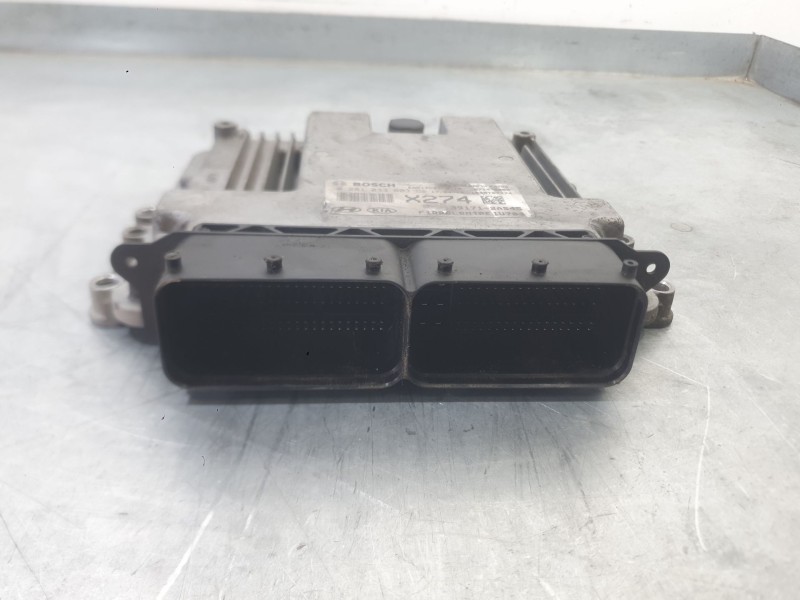 Recambio de centralita motor uce para kia carens iv 1.7 crdi referencia OEM IAM 391712A545  