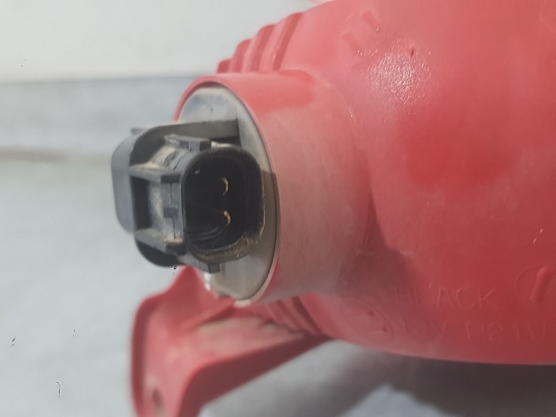 Recambio de piloto trasero derecho paragolpes para kia carens iv 1.7 crdi referencia OEM IAM 92406A4100  