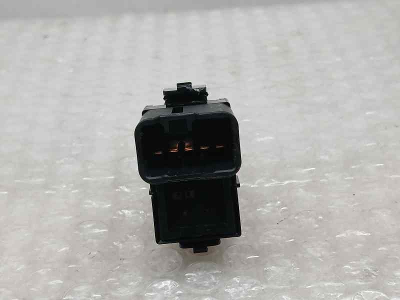 Recambio de mando elevalunas delantero derecho para mitsubishi space star (a00) motion referencia OEM IAM 8608A320 A183T11CN 