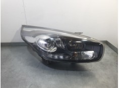 Recambio de faro derecho para kia carens iv 1.7 crdi referencia OEM IAM 92102A4180  