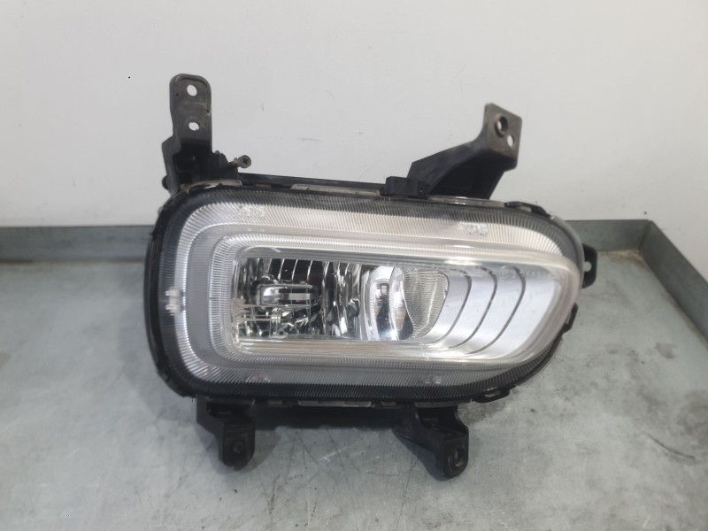 Recambio de faro antiniebla derecho para kia carens iv 1.7 crdi referencia OEM IAM 92202A4020  