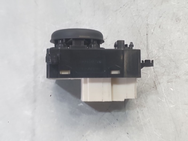 Recambio de mando retrovisor para kia carens iv 1.7 crdi referencia OEM IAM 93540A4000CA  