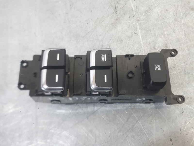 Recambio de mando elevalunas delantero izquierdo para kia carens iv 1.7 crdi referencia OEM IAM 93570A4310CA  