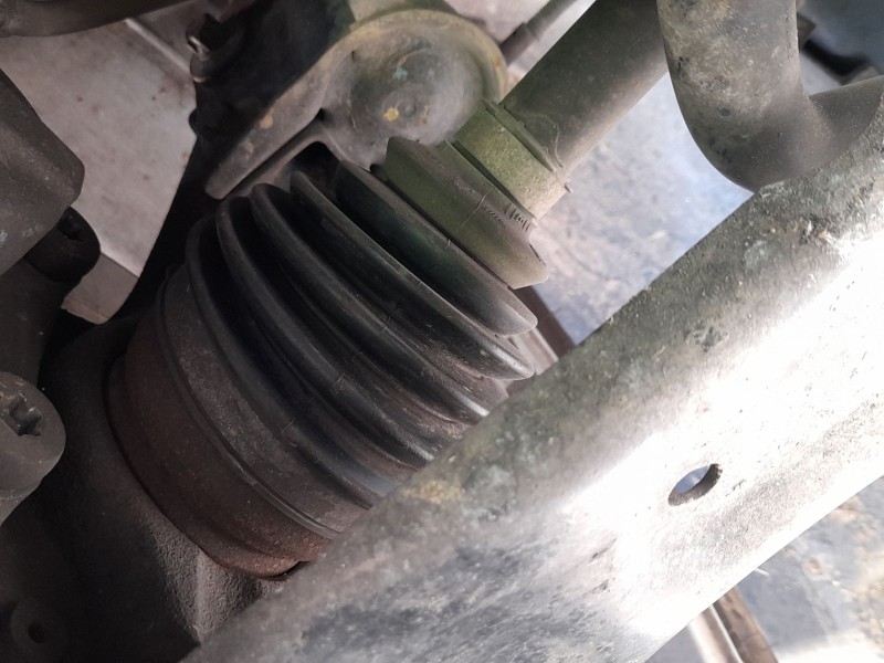 Recambio de transmision delantera derecha para opel corsa f (p2jo) 1.2 (68) referencia OEM IAM 9836046380 1647577580 