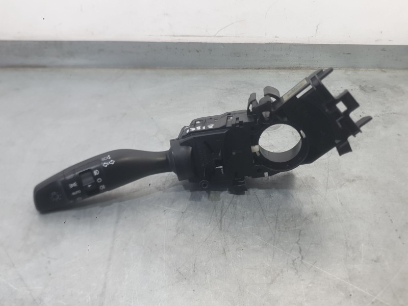 Recambio de mando intermitentes para kia carens iv 1.7 crdi referencia OEM IAM 93410A4620  93420A4660