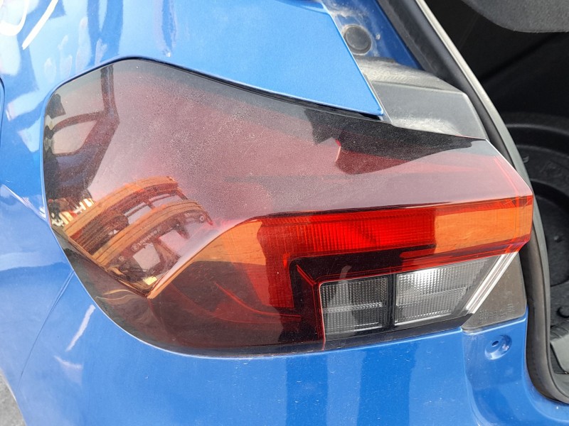 Recambio de piloto trasero izquierdo exterior para opel corsa f (p2jo) 1.2 (68) referencia OEM IAM 9829317380  
