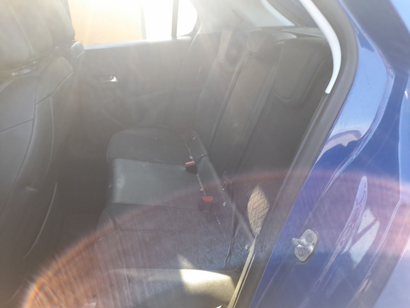 Recambio de asientos traseros para opel corsa f (p2jo) 1.2 (68) referencia OEM IAM   