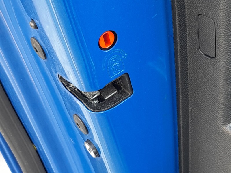 Recambio de cerradura puerta trasera izquierda para opel corsa f (p2jo) 1.2 (68) referencia OEM IAM 9844413080  