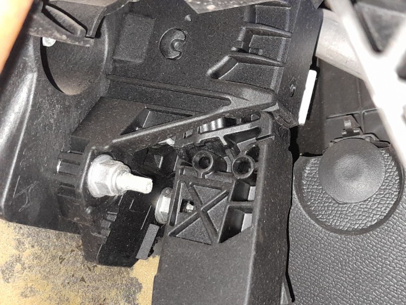 Recambio de potenciometro pedal para opel corsa f (p2jo) 1.2 (68) referencia OEM IAM 9827704480  