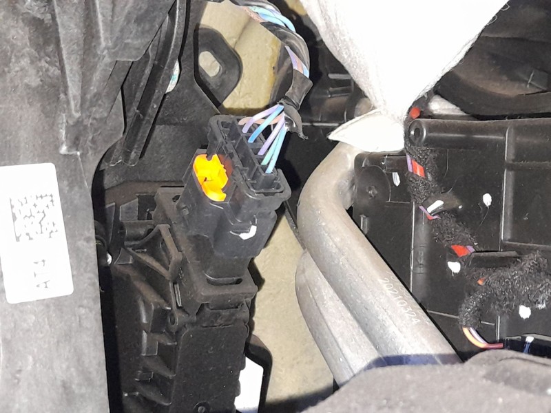 Recambio de potenciometro pedal para opel corsa f (p2jo) 1.2 (68) referencia OEM IAM 9827704480  
