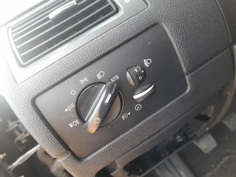 Recambio de mando luces para ford mondeo iii sedán (b4y) 2.0 16v tddi / tdci referencia OEM IAM 4S7T13A024JA  