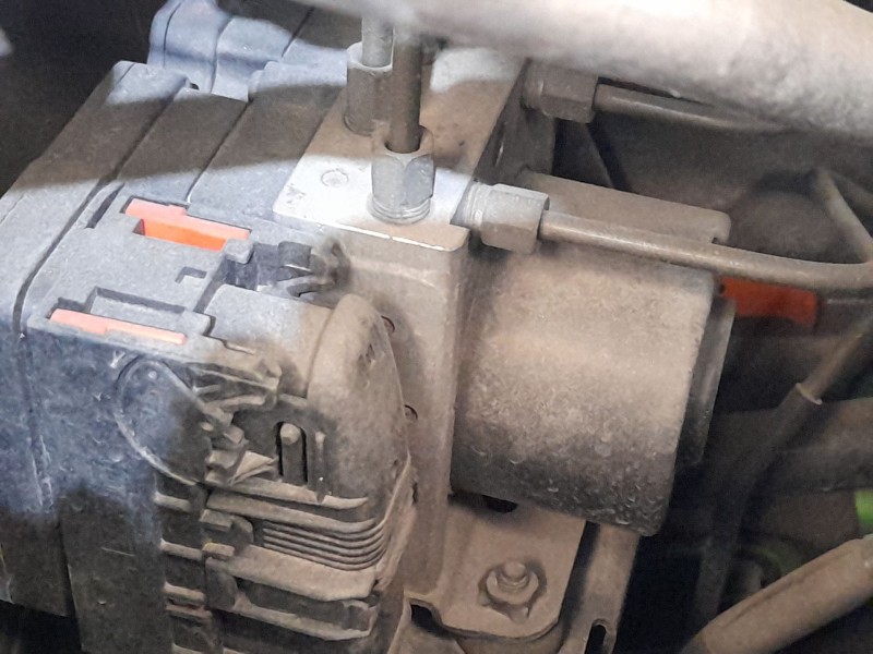 Recambio de abs para mazda 2 (de_, dh_) 1.4 mzr-cd referencia OEM IAM D6Y1437A0D  
