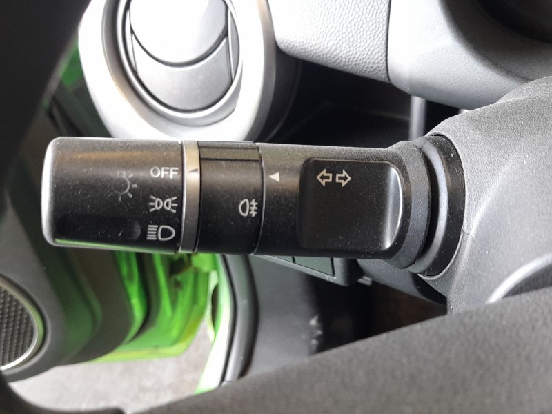 Recambio de mando luces y limpia para mazda 2 (de_, dh_) 1.4 mzr-cd referencia OEM IAM DF7166122  DF7166128
