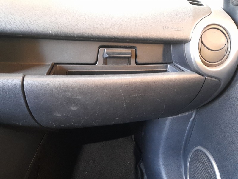 Recambio de guantera para mazda 2 (de_, dh_) 1.4 mzr-cd referencia OEM IAM DR6164030BFKZ  
