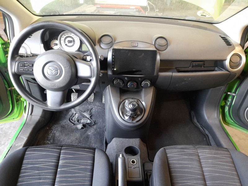 Recambio de kit airbag para mazda 2 (de_, dh_) 1.4 mzr-cd referencia OEM IAM DF7157K00EFKZ C/SALPICADERO Y PRETENSORES DF7157K00