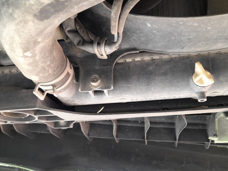 Recambio de radiador agua para mazda 2 (de_, dh_) 1.4 mzr-cd referencia OEM IAM Y40515200  