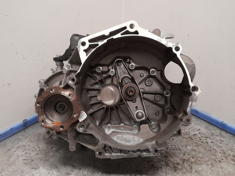 Recambio de caja cambios para skoda octavia lim. (5e3) active referencia OEM IAM UDM 03109 6VELOCIDADES