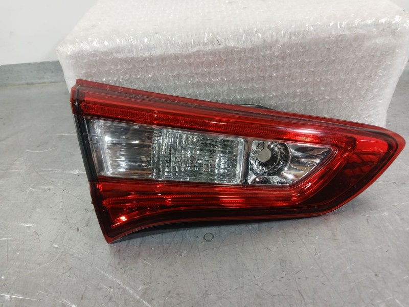 Recambio de piloto trasero izquierdo interior para toyota yaris (_p13_) 1.5 hybrid (nhp130_) referencia OEM IAM 815910D620  
