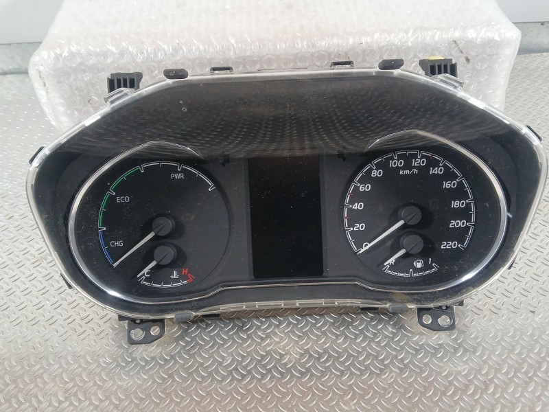Recambio de cuadro instrumentos para toyota yaris (_p13_) 1.5 hybrid (nhp130_) referencia OEM IAM 553030D150C1  