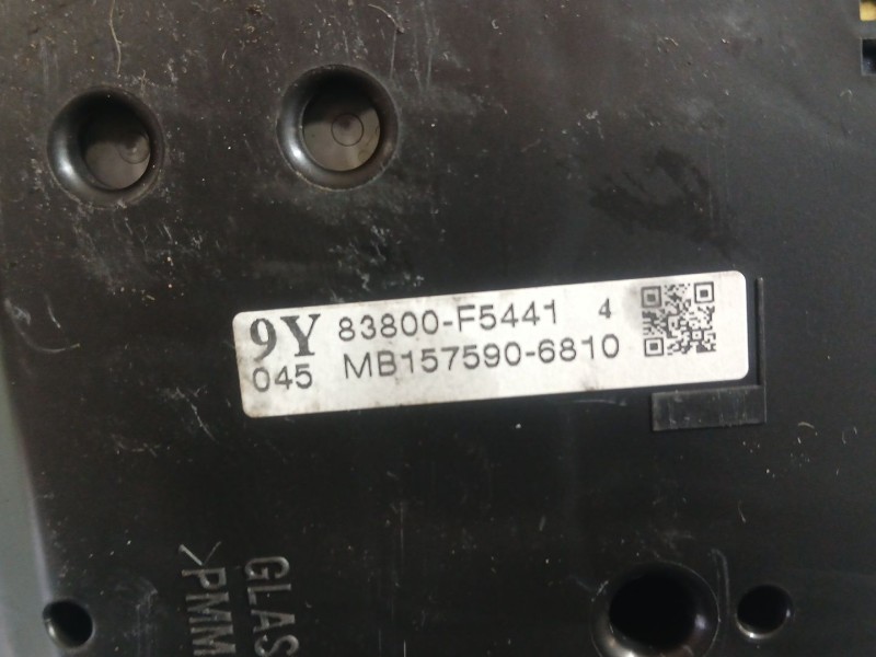 Recambio de cuadro instrumentos para toyota yaris (_p13_) 1.5 hybrid (nhp130_) referencia OEM IAM 553030D150C1  
