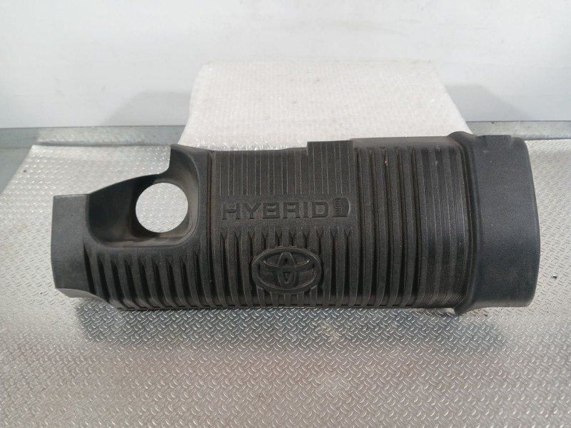 Recambio de tapa motor para toyota yaris (_p13_) 1.5 hybrid (nhp130_) referencia OEM IAM 112120M060  
