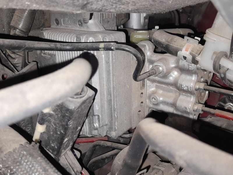Recambio de abs para toyota auris (-e18) 1.8 hybrid (zwee186) referencia OEM IAM 4405002670  