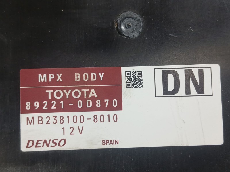 Recambio de caja reles / fusibles para toyota yaris (_p13_) 1.5 hybrid (nhp130_) referencia OEM IAM   