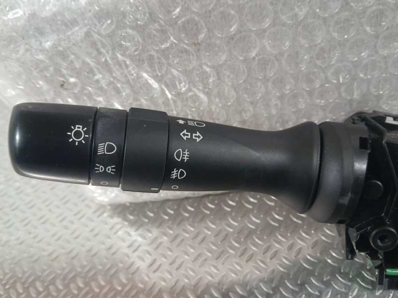 Recambio de mando luces para toyota yaris (_p13_) 1.5 hybrid (nhp130_) referencia OEM IAM   