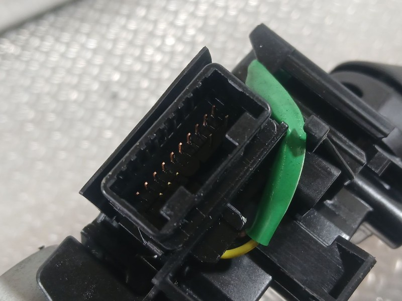 Recambio de mando luces para toyota yaris (_p13_) 1.5 hybrid (nhp130_) referencia OEM IAM   