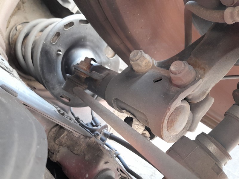 Recambio de amortiguador delantero izquierdo para toyota auris (-e18) 1.8 hybrid (zwee186) referencia OEM IAM 4852009X90  