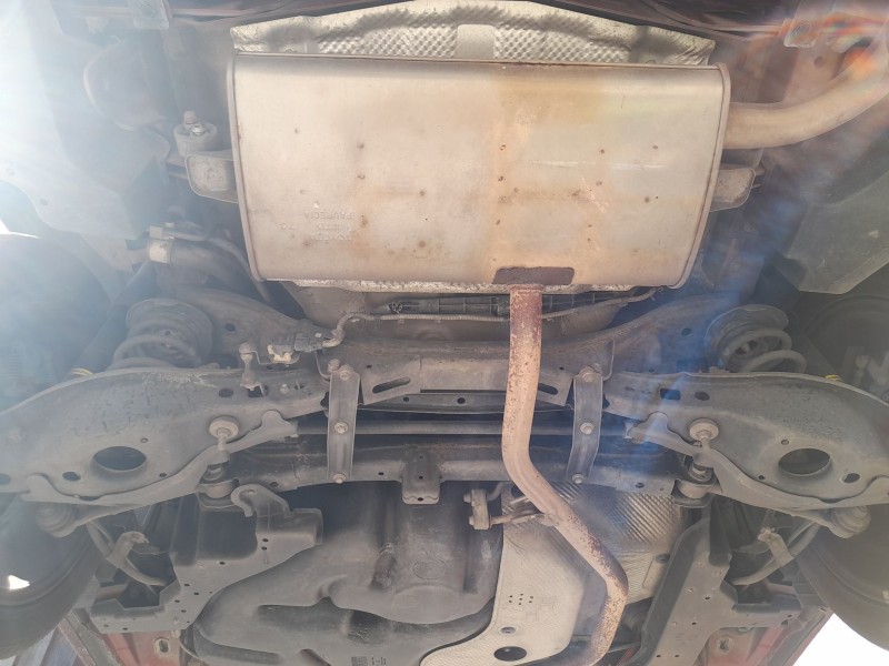 Recambio de puente trasero para toyota auris (-e18) 1.8 hybrid (zwee186) referencia OEM IAM 4210102260 DISCO C/ABS 5 TORNILLOS 