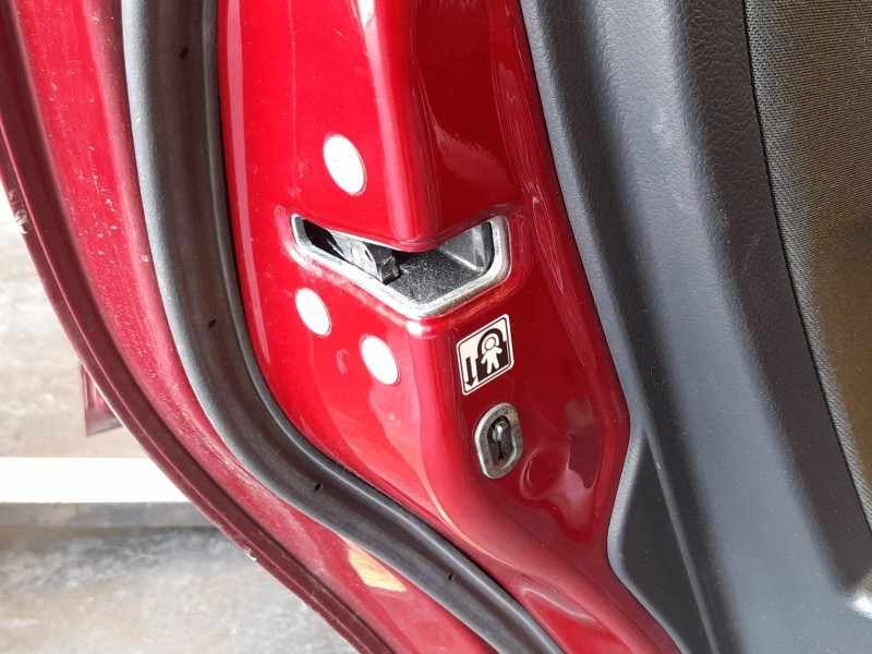 Recambio de cerradura puerta trasera izquierda para toyota auris (-e18) 1.8 hybrid (zwee186) referencia OEM IAM 6906005050  