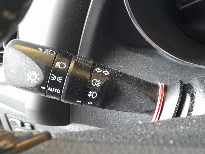 Recambio de mando luces y limpia para toyota auris (-e18) 1.8 hybrid (zwee186) referencia OEM IAM 8414002730  8465202540