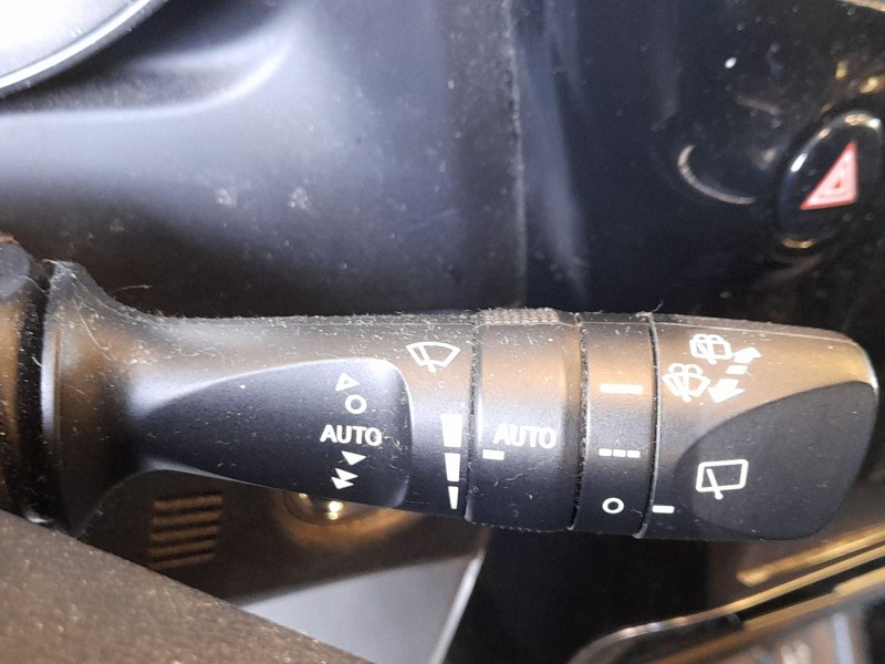 Recambio de mando luces y limpia para toyota auris (-e18) 1.8 hybrid (zwee186) referencia OEM IAM 8414002730  8465202540