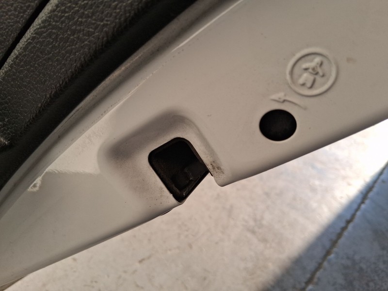 Recambio de cerradura puerta trasera derecha para skoda fabia iii (nj3) 1.4 tdi referencia OEM IAM 5TA839016P  