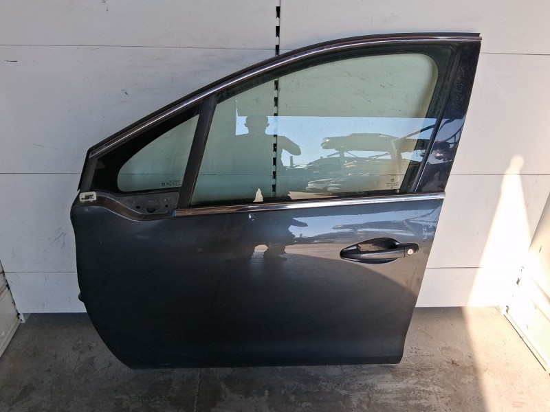 Recambio de puerta delantera izquierda para peugeot 208 i (ca_, cc_) 1.2 thp 110 referencia OEM IAM 9807820780  