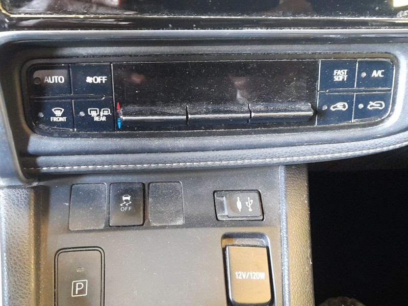 Recambio de mando climatizador para toyota auris (-e18) 1.8 hybrid (zwee186) referencia OEM IAM 5590002820  