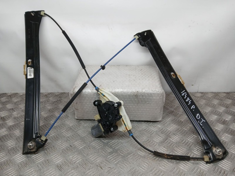 Recambio de elevalunas delantero izquierdo para volkswagen touran (5t1) 1.6 tdi referencia OEM IAM 5TA837461A ELECTRICO 2 PINS 