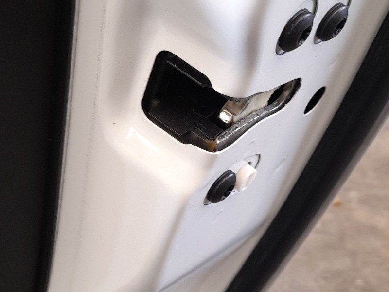 Recambio de cerradura puerta trasera derecha para fiat tipo station wagon (356_, 357_) 1.3 d (356wxh1a) referencia OEM IAM 51987