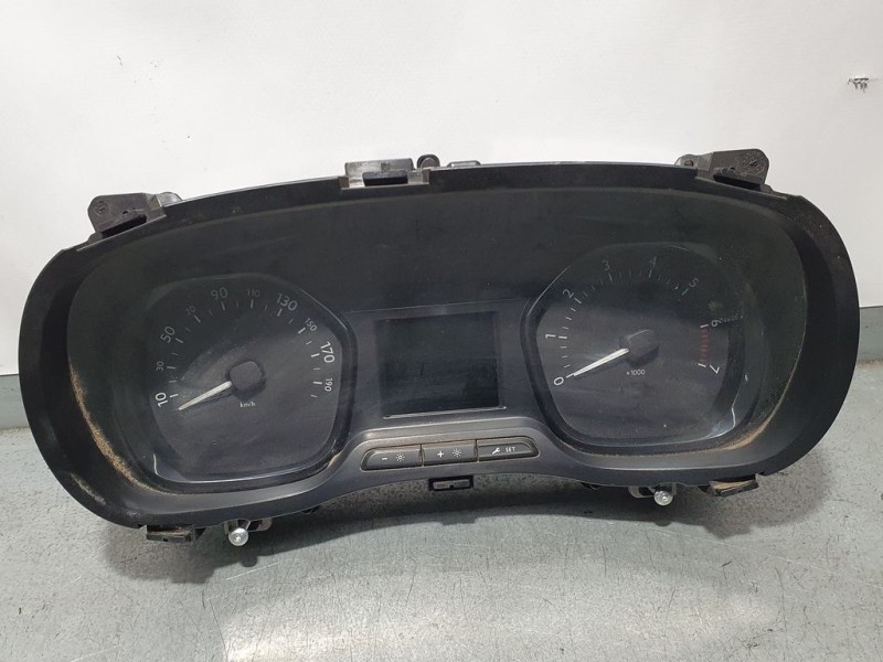 Recambio de cuadro instrumentos para citroën jumpy furgon control m referencia OEM IAM 9831168480 SN10915460 