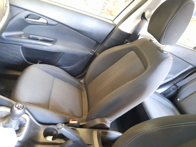 Recambio de asiento delantero derecho para fiat tipo station wagon (356_, 357_) 1.3 d (356wxh1a) referencia OEM IAM  C/AIRBAG 