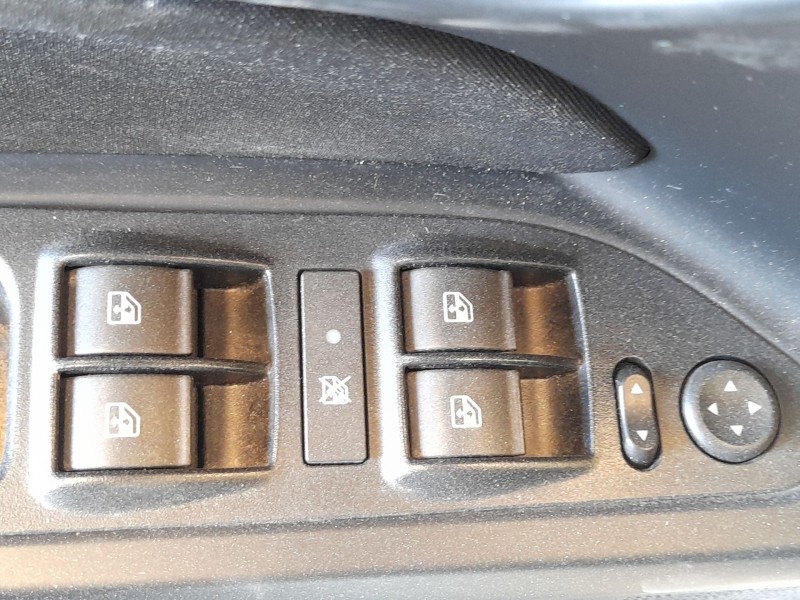 Recambio de mando elevalunas delantero izquierdo para fiat tipo station wagon (356_, 357_) 1.3 d (356wxh1a) referencia OEM IAM 7