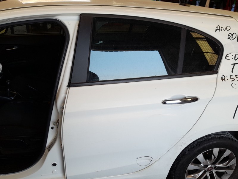 Recambio de puerta trasera izquierda para fiat tipo station wagon (356_, 357_) 1.3 d (356wxh1a) referencia OEM IAM 52161646  