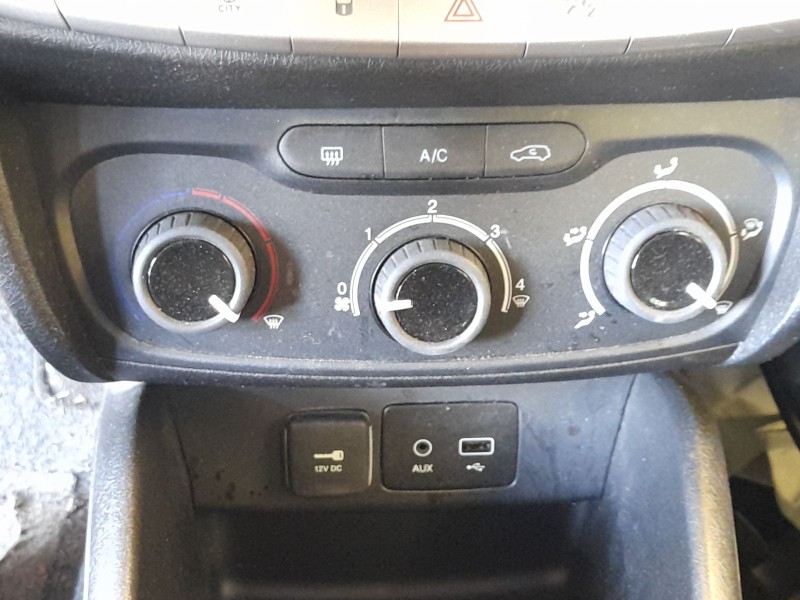 Recambio de mando calefaccion / aire acondicionado para fiat tipo station wagon (356_, 357_) 1.3 d (356wxh1a) referencia OEM IAM